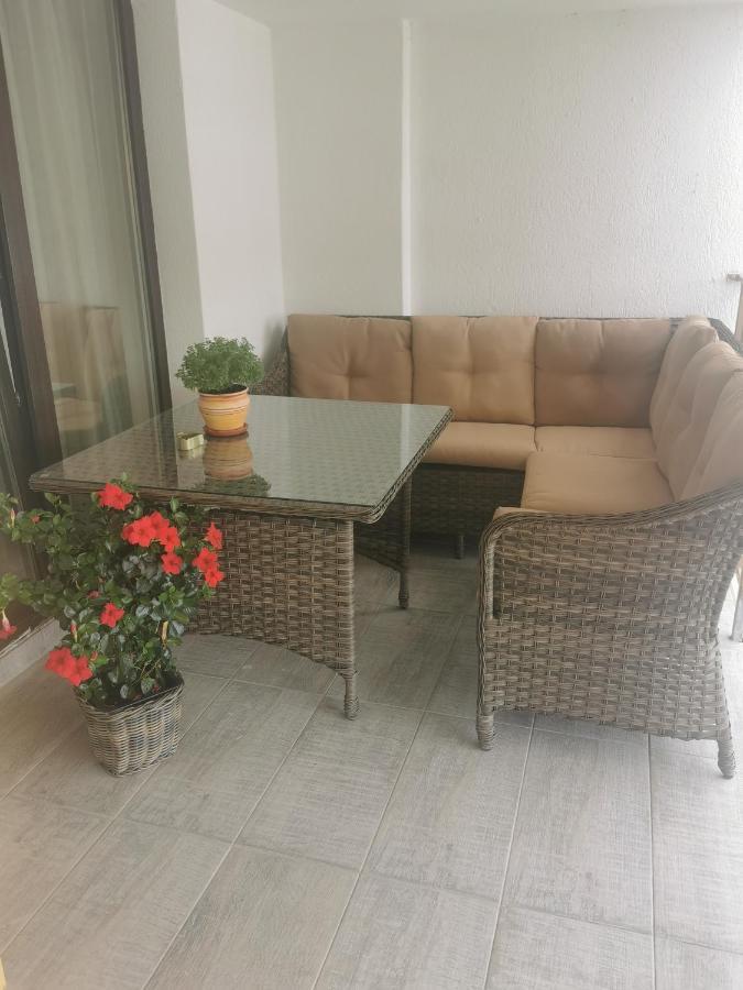 Amavera Apartment ทาร์กู จิอู ภายนอก รูปภาพ