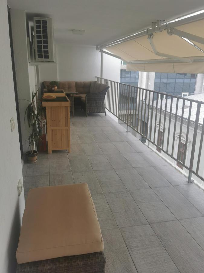 Amavera Apartment ทาร์กู จิอู ภายนอก รูปภาพ